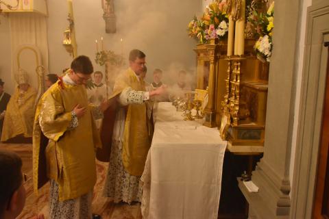 Encensement de l&rsquo;autel