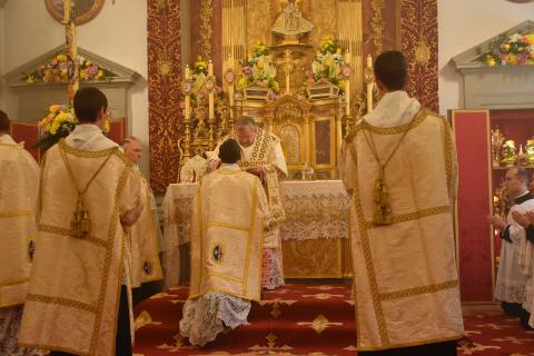 Communion des ministres sacrés