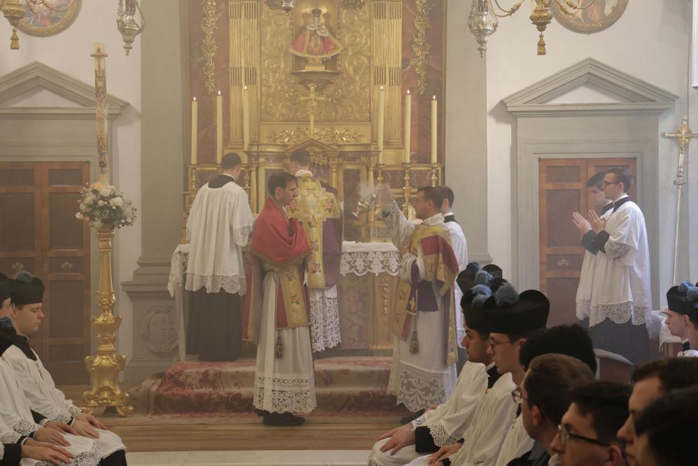 Encensement du sous-diacre