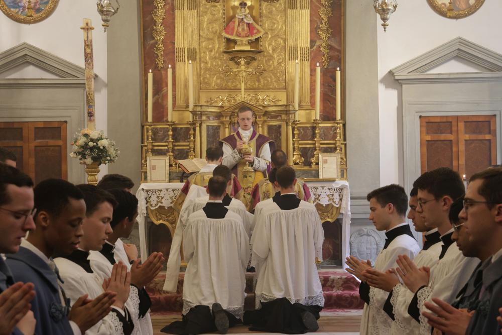 <i>Ecce Agnus Dei</i>