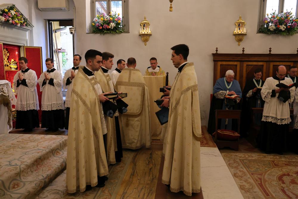 <i>Deus in adjutorium meum intende</i>