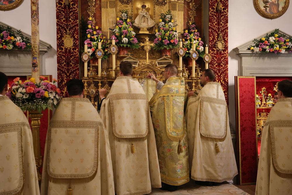 Encensement de l&rsquo;autel