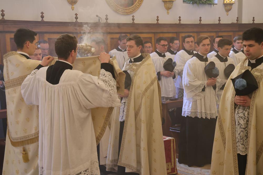 Encensement du chapier