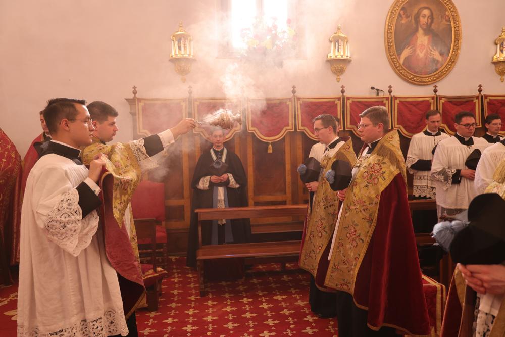 Encensement du chapier