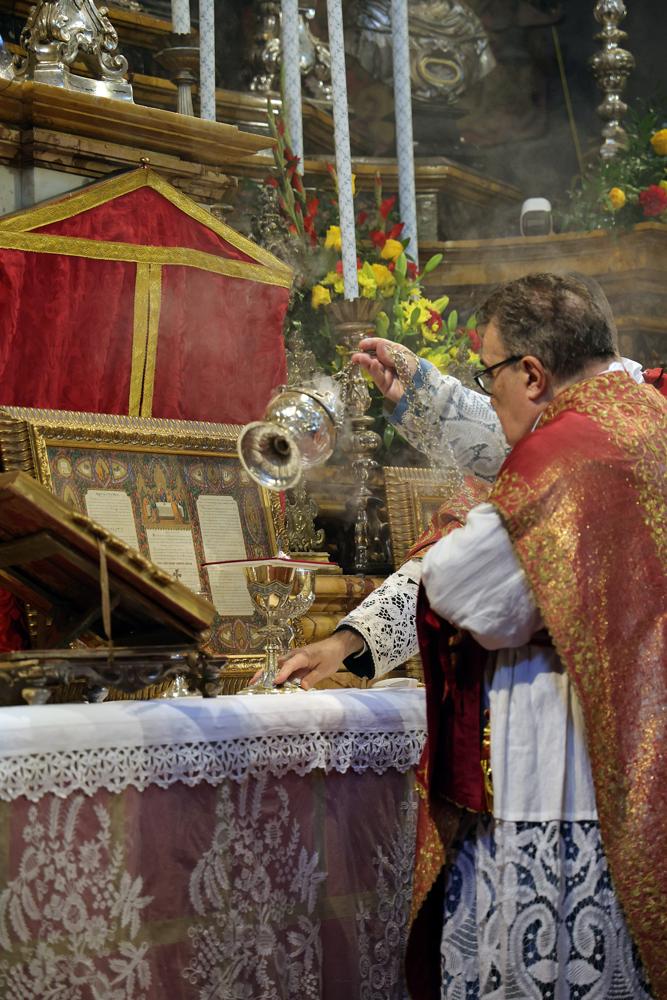 Encensement des oblats