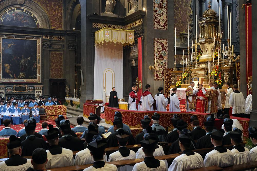 Habillement du Pontife