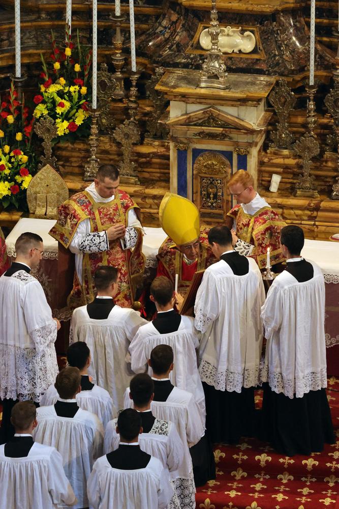 Ordination des acolytes