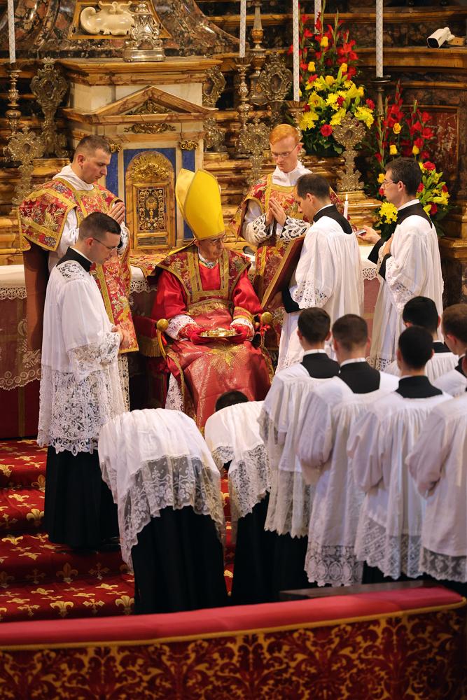 Ordination des acolytes