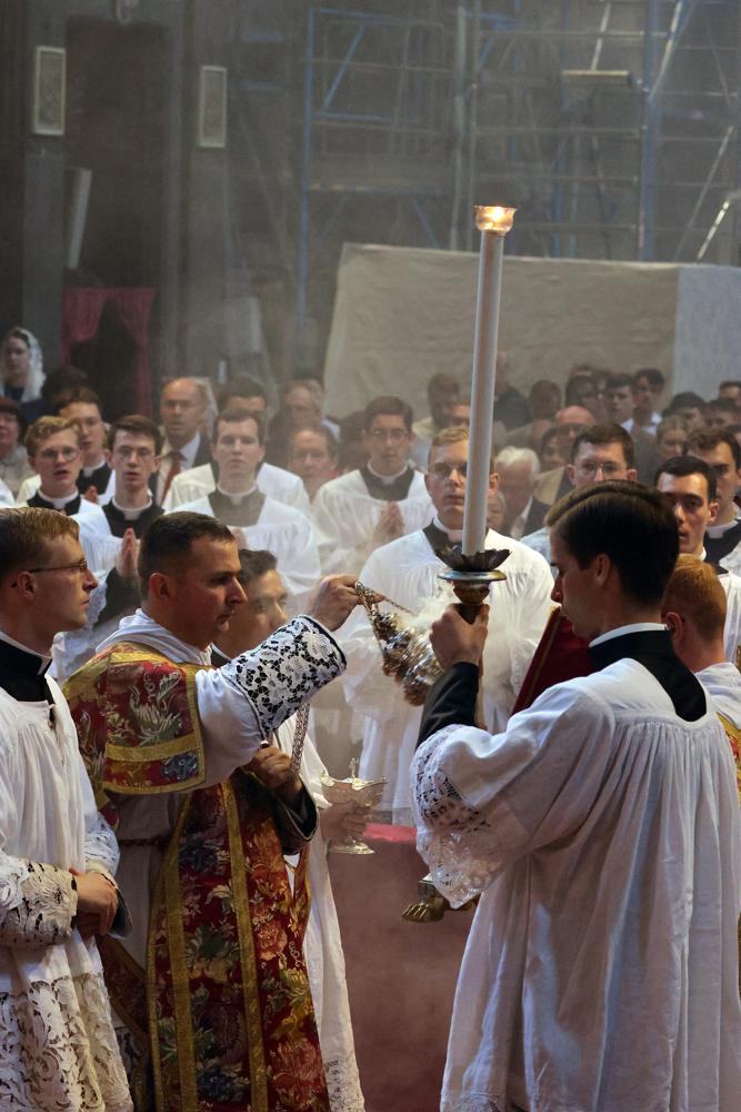 Encensement de l&rsquo;Évangile