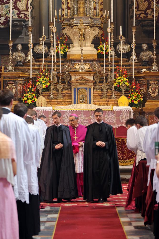 Sortie du Pontife