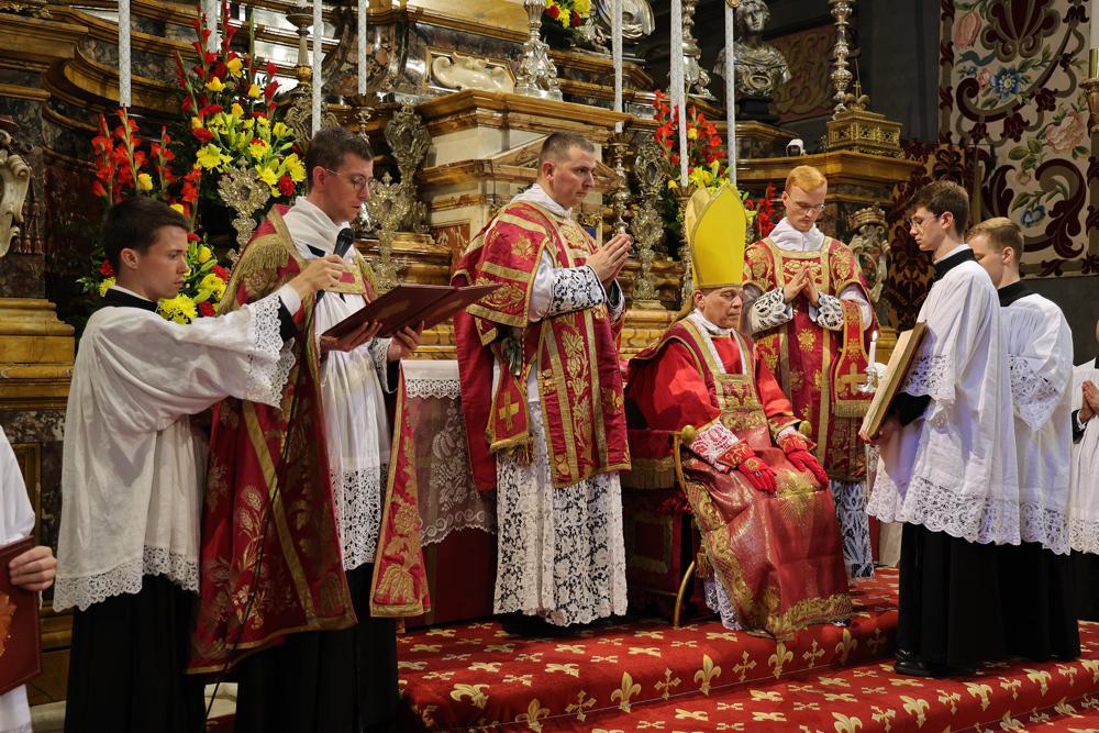 L&rsquo;Archidiacre annonce les Ordinations