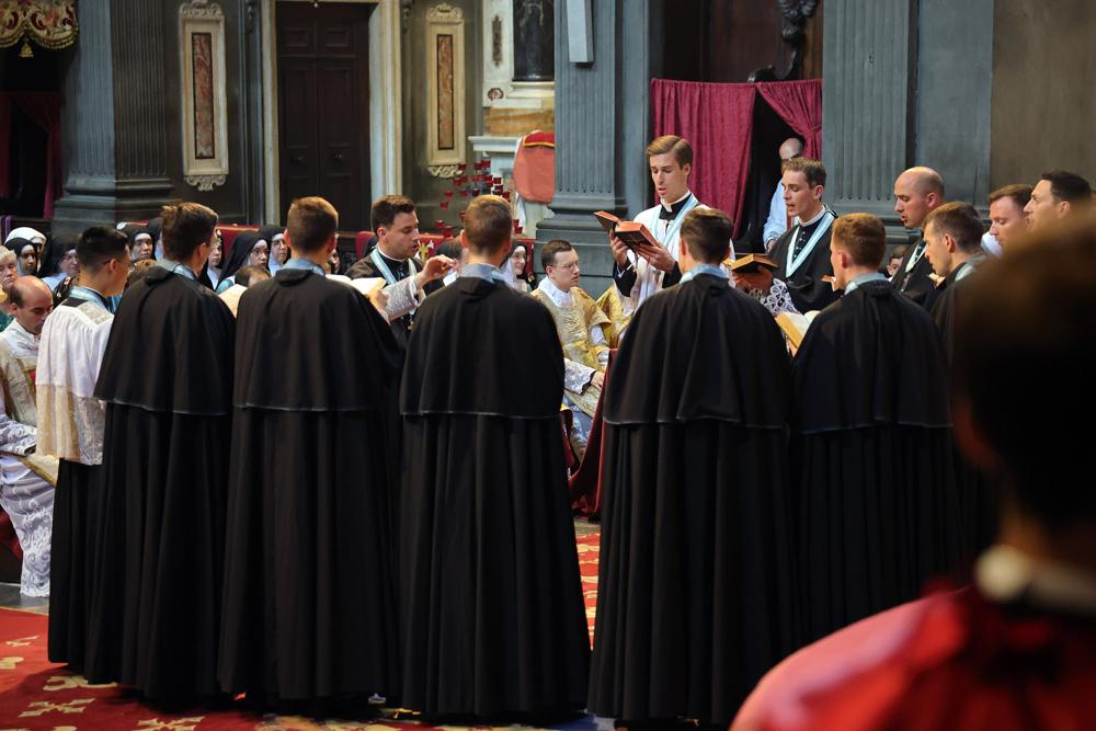 La schola chante l&rsquo;Alleluia