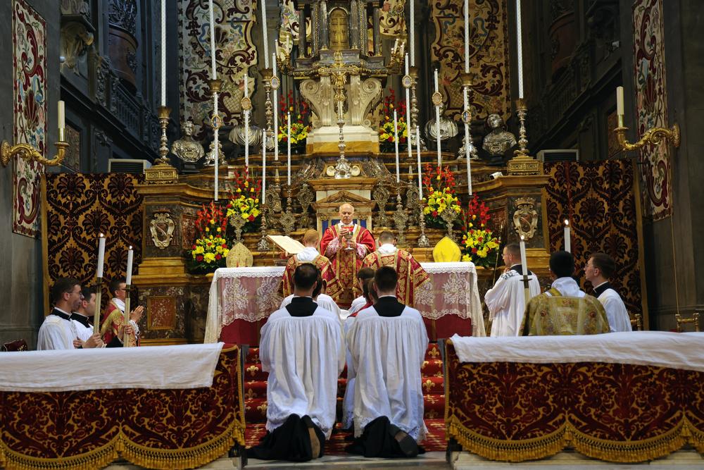 <i>Ecce Agnus Dei</i>