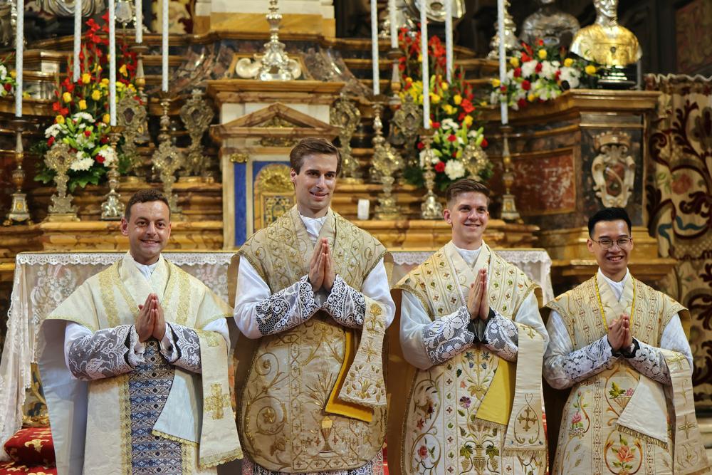 Quatre nouveaux prêtres pour l&rsquo;Église