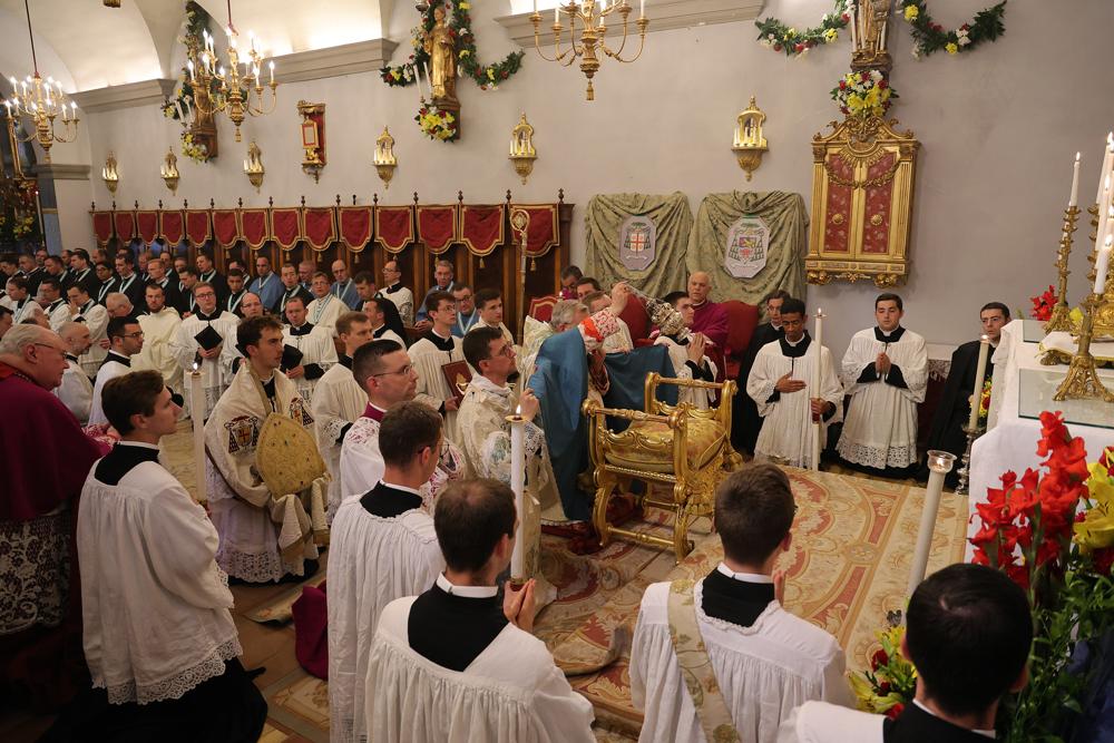 Encensement du Saint-Sacrement