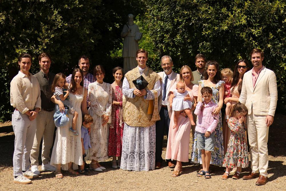 Monsieur le chanoine Hugoboom avec sa famille