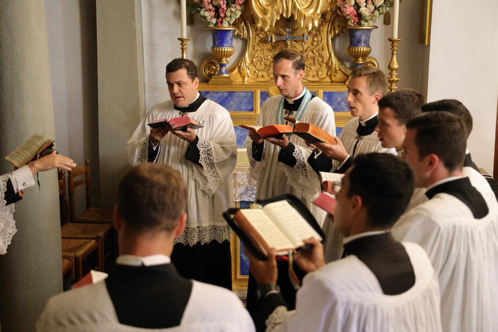 La schola chante le Graduel