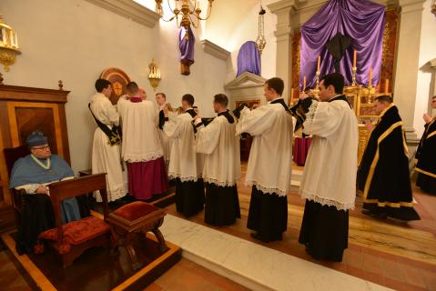Habillement du Pontife