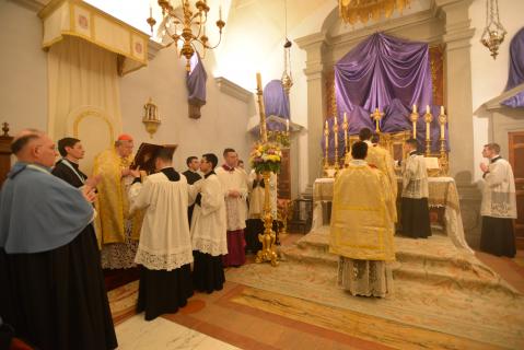 <i>Gloria in excelsis Deo</i>