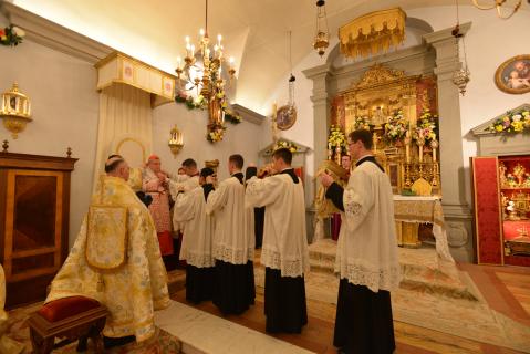 Habillement du Pontife
