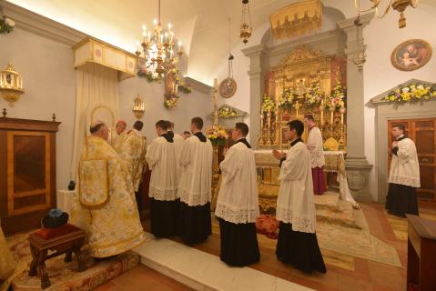 Déshabillement du Pontife